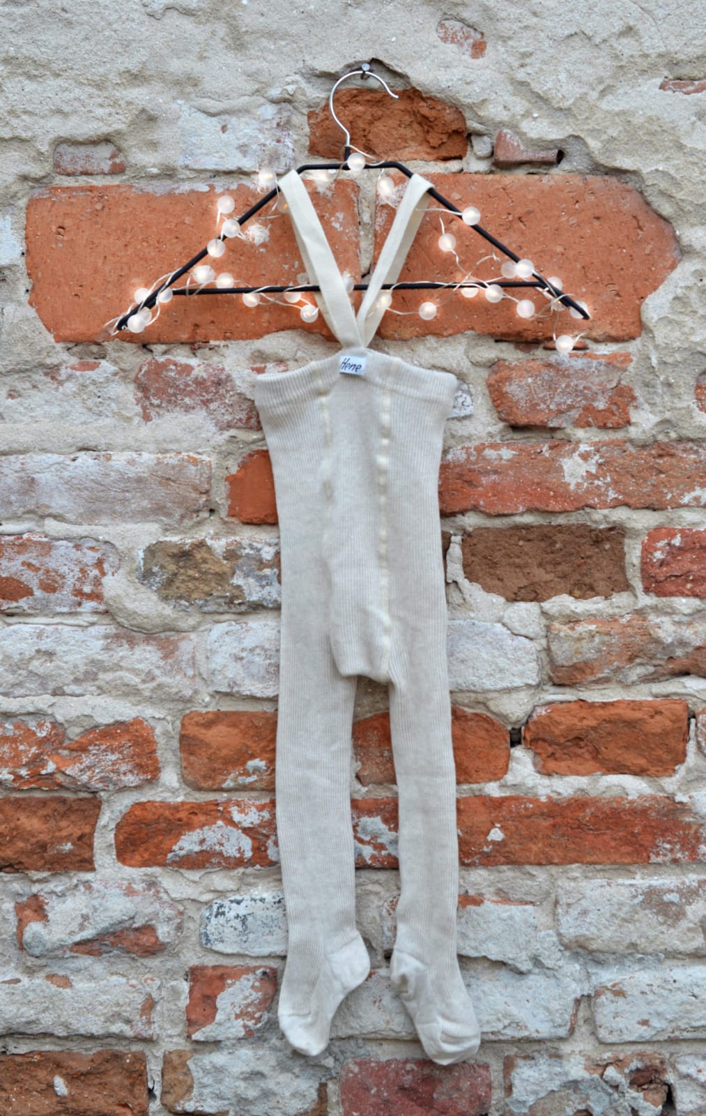 hene design // maillot met bretels beige